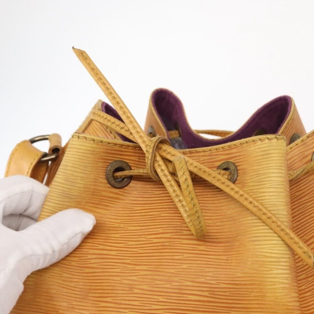 Authentic LOUIS VUITTON Epi Petit Noe Shoulder Bag Yellow M44109 LV - Picture 2 of 16